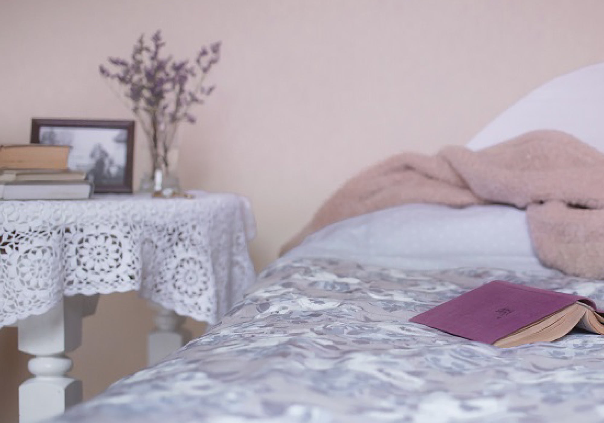 How To Get Through TSW: Ruth Holroyd's Sleep Tips For The Eczema-Prone.